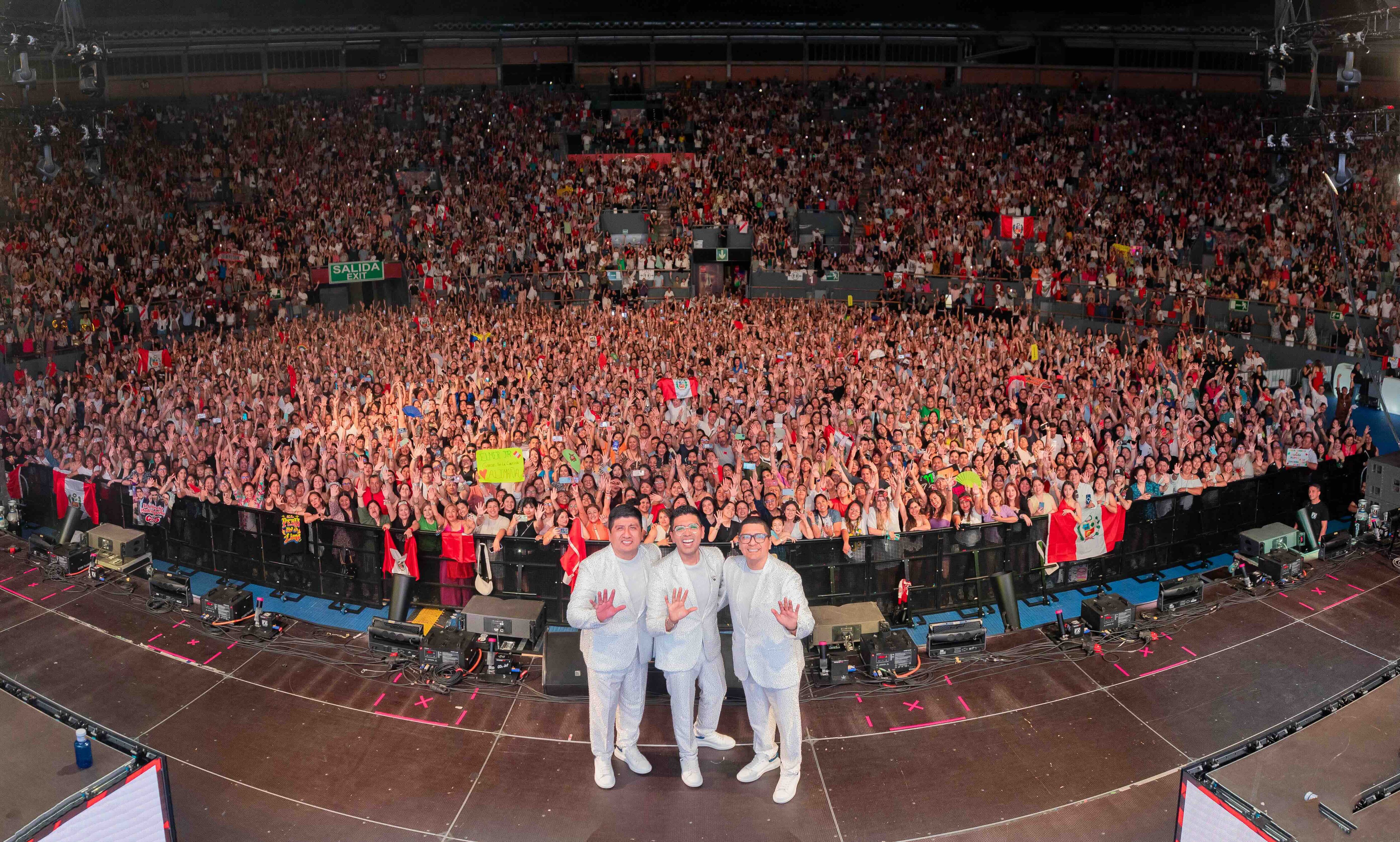 Grupo 5 cantó a lleno completo en Madrid.