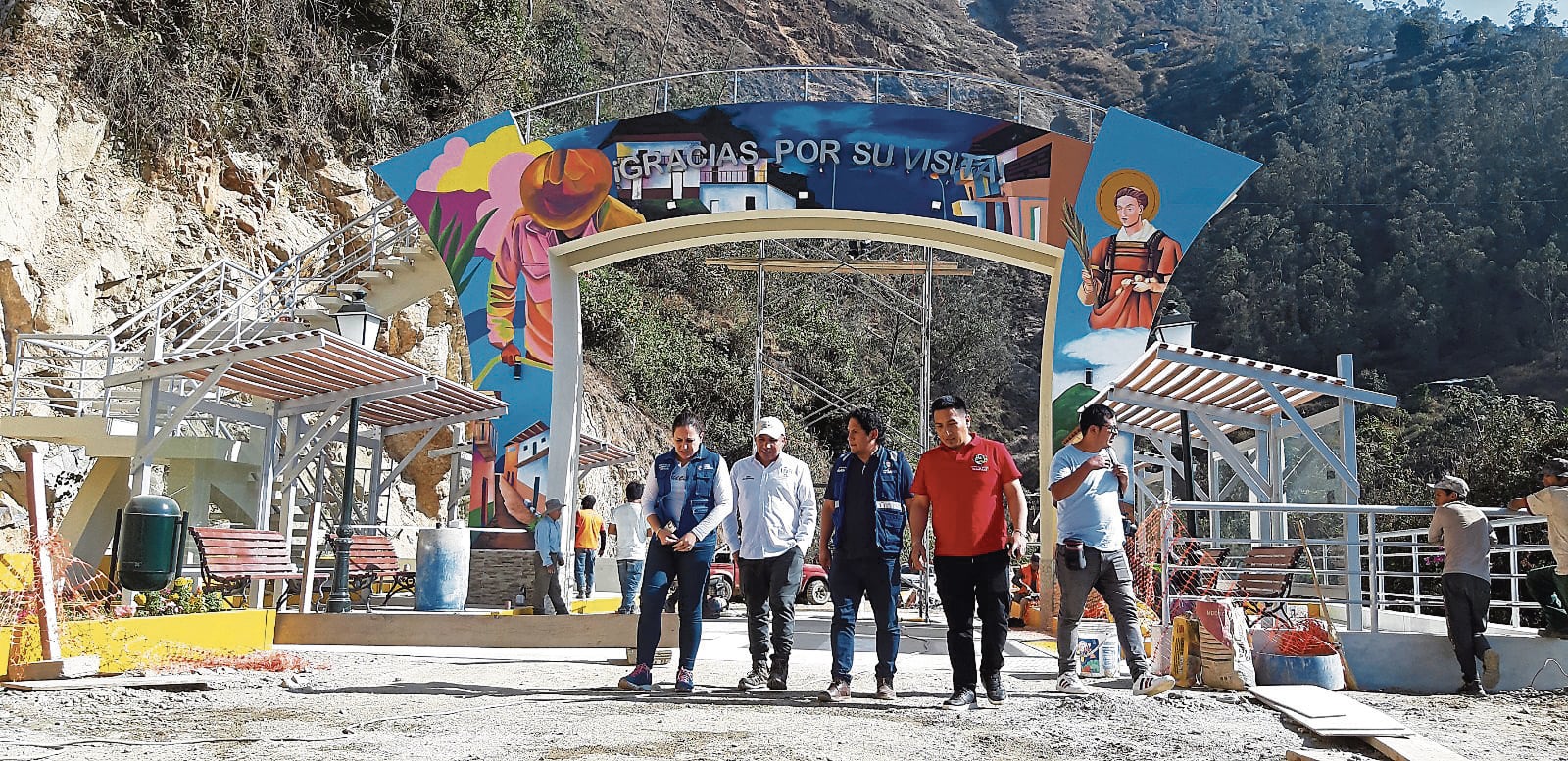 Atracción. El pueblo andino se alista para inaugurar el mirador. Hay gran expectativa.
