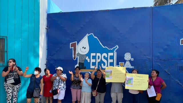 Chiclayo: Protestan contra Epsel por colapsos de aguas servidas