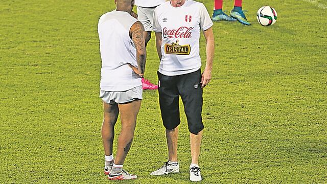 Selección peruana: Ricardo Gareca preocupado por André Carrillo y Carlos Ascues
