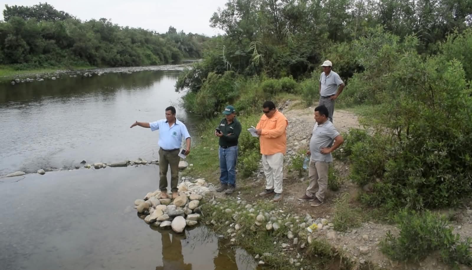 Buscan proteger a cerca de 700 familias y terrenos agrícolas frente a posibles desbordes por El Niño Costero.