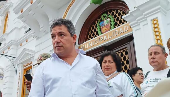 Arturo Fernández Bazán permancerá apartado del cargo de burgomaestre de la Municipalidad Provincial de Trujillo.
