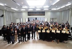 Julio Cáceres Arce: “Jóvenes, asuman con optimismo el futuro”