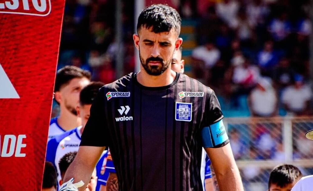 Destaca el compromiso del plantel de Alianza Atlético hoy ante ADT.
