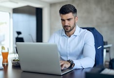¿Trabajas por recibos por honorarios y usas una computadora de la empresa? Esto dice la Corte Suprema