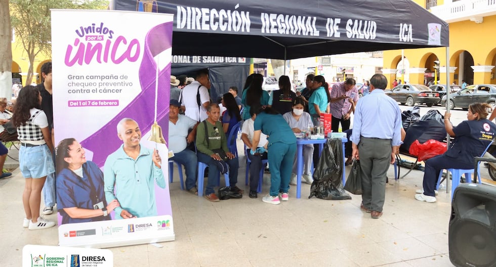 Campaña de salud en Ica: Lucha contra el cáncer en la plaza de Armas