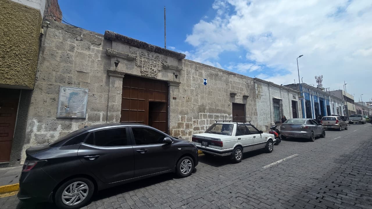 Casona en la calle Álvarez Thomas, en Cercado de Arequipa. (Foto: Yunsu Pariapaza/@photo.gec)