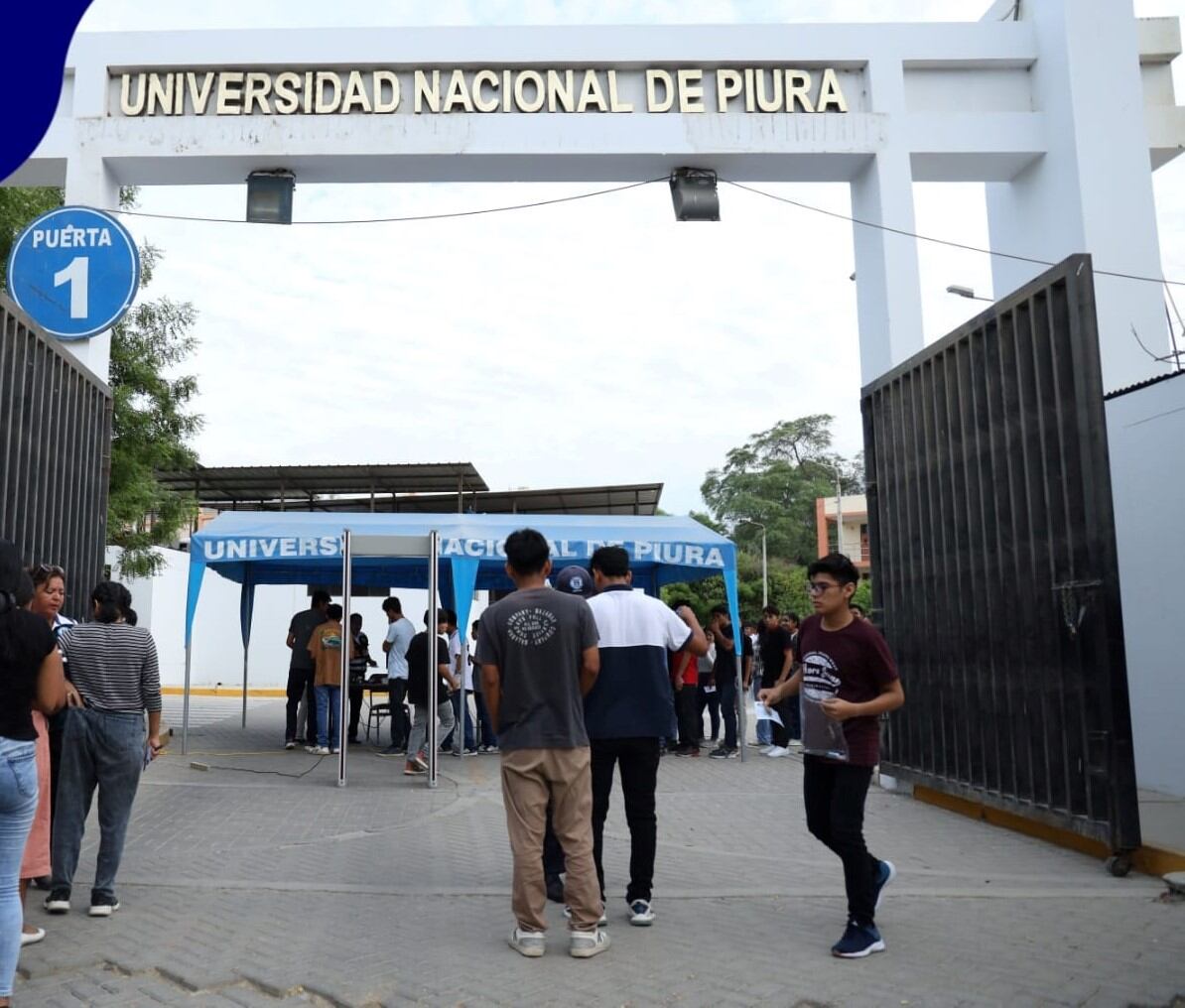 La Contraloría de la República detectó que en la UNP se otorgó la buena pro a un postor que no acreditó lo exigido en las bases. Pese a ello, la universidad suscribió un contrato con la empresa que no contaba con la experiencia requerida para la ejecución del “Servicio de iluminación del frontis de la UNP desde la puerta 01 hasta la facultad de veterinaria y colegio de Aplicación”