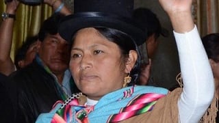 Bolivia nombra a embajadora aimara
