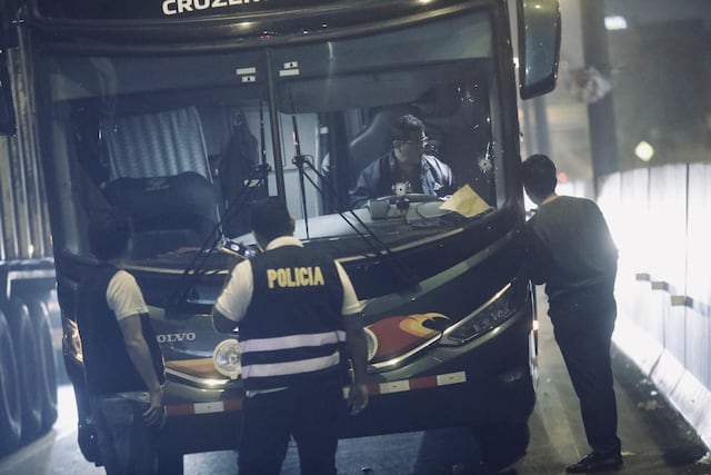 Dos buses interprovinciales son atacados a balazos en Puente Piedra: un conductor resulta herido