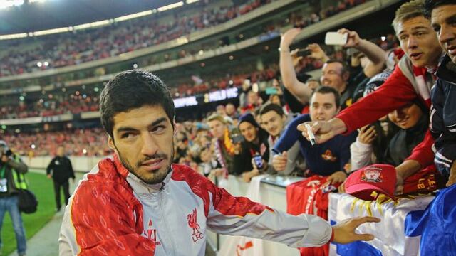 Luis Suárez entrena solo por "faltar el respeto" al Liverpool
