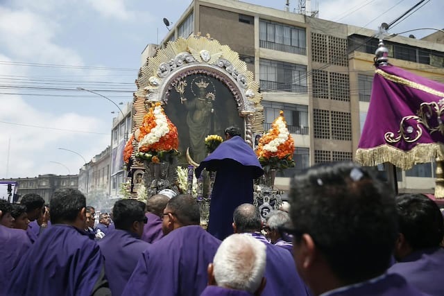 Señor de los Milagros: Cuarto recorrido procesional en el Cercado de Lima (Fotos: César Campos/GEC)