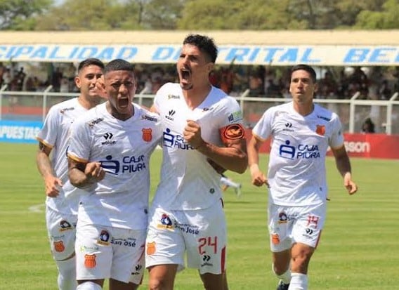 Albos dejan escapar a su goleador Rodrigo "Potro" Salinas y junto a él, se van diez más.
