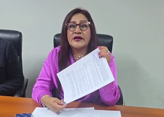 Denuncian a alcalde de Arequipa por aumento de pasaje urbano del SIT (Foto: Omar Cruz/@photo.gec)