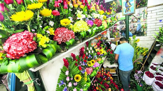 Precios de las flores se triplican a pocas horas del Día de la Madre