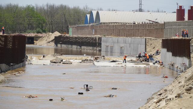 Aguas de la laguna de Choclococha daña trabajos en el río Ica