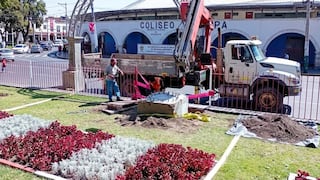 Empresa instalaba estructura para publicidad sin autorización en parque Charlotte de Arequipa