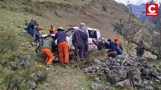 Huancavelica: Ingeniero y dos trabajadores mueren tras volcadura de camioneta