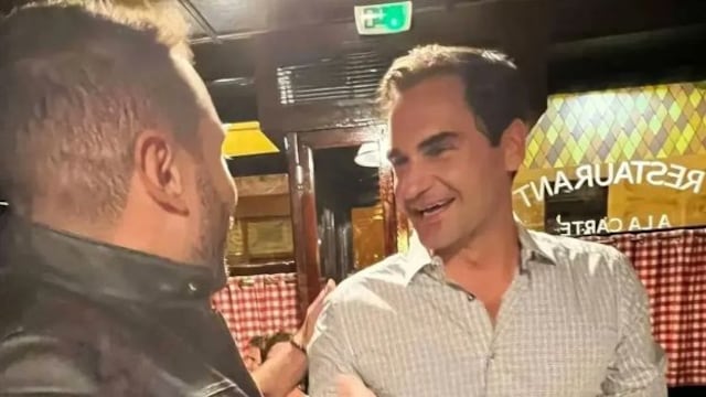 Roger Federer quedó impactado con tatuaje de un fan sobre él (VIDEO)