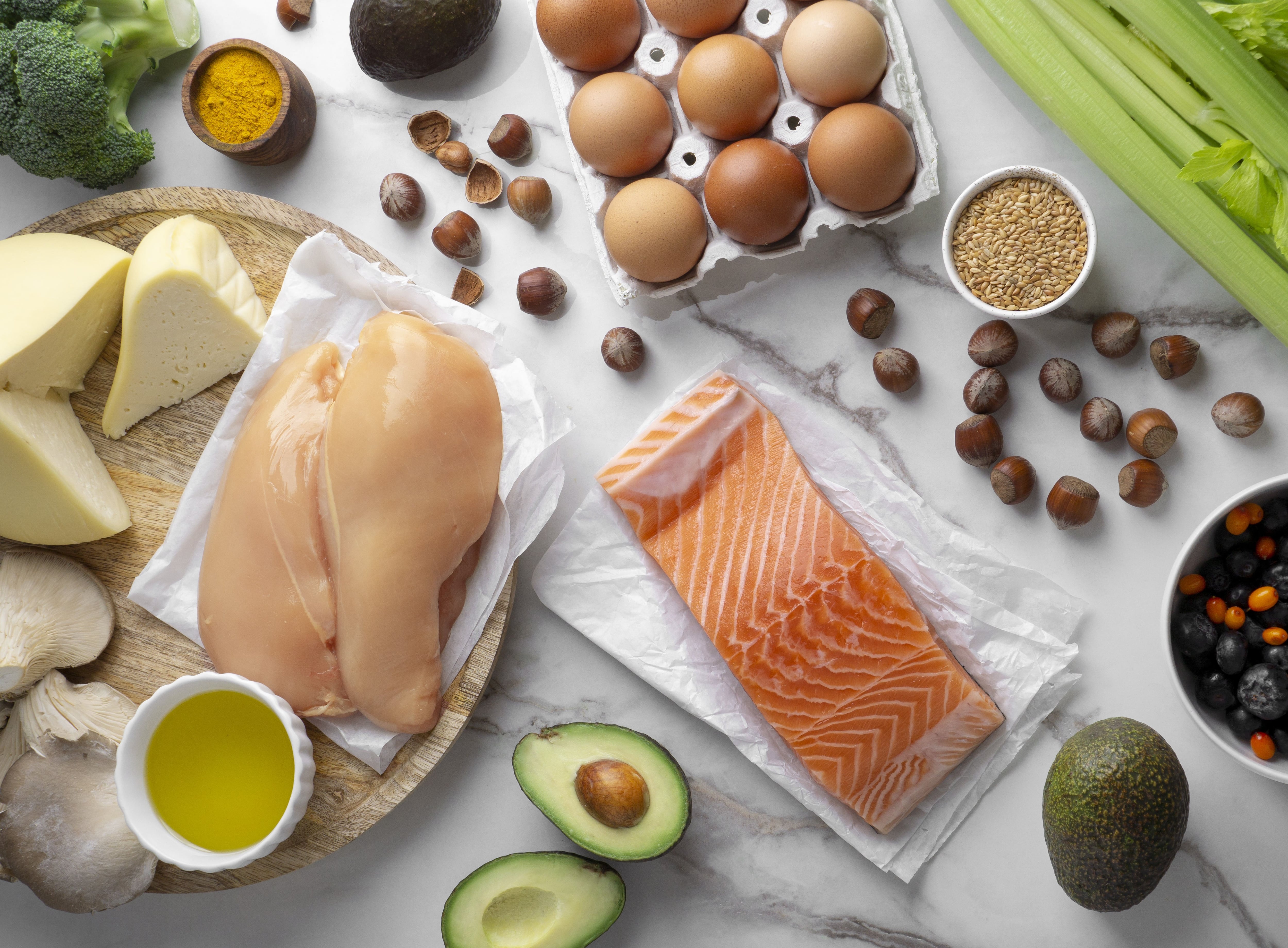 Las proteínas son esenciales para la reparación muscular, fortalecer el sistema inmunológico y mantener una buena salud. Descubre cómo incluirlas fácilmente en tu alimentación diaria, según recomendaciones de una nutricionista experta.