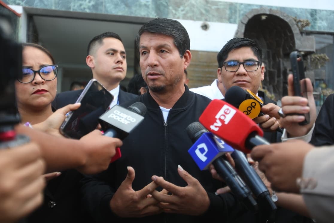 Comisión de Ética aprobó informe que recomienda suspender a Julián Pérez Mallqui
