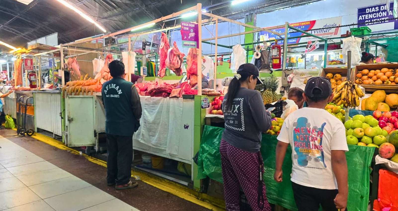 Precio de los productos de primera necesidad en el mercado Nueva Aurora de Arequipa. (Foto: Yunsu Pariapaza/@photo.gec)
