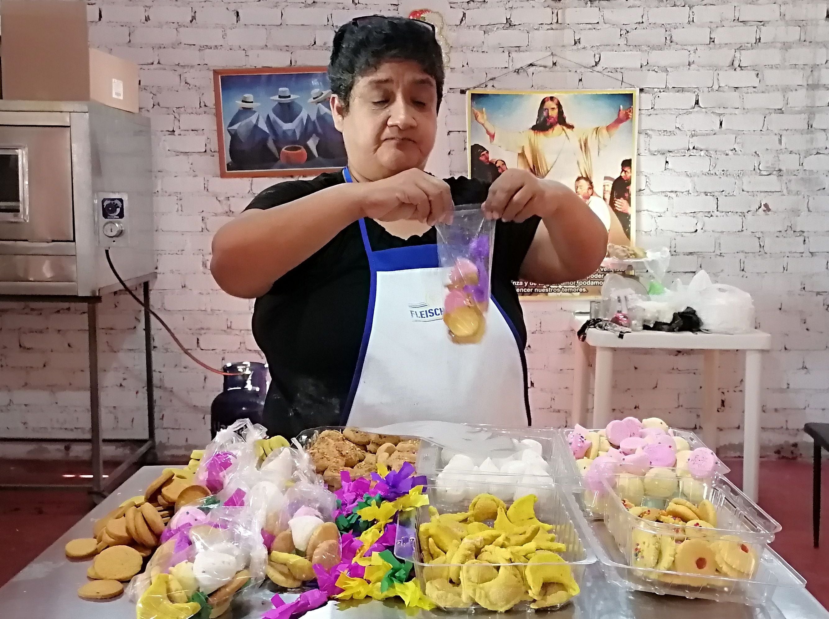 Costumbre de los "Angelitos" representa el amor a la memoria a un niño fallecido.