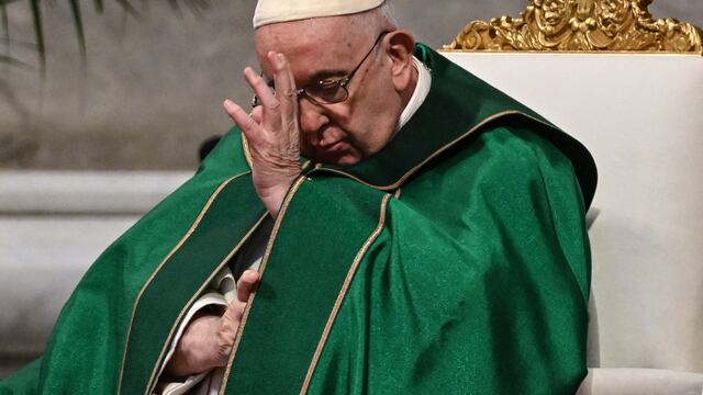 Papa Francisco hace llamado a Perú en medio de protestas y violencia
