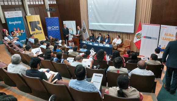 Autoridades de diferentes sectores se reunieron para tratar el tema de los venezolanos en la región Piura