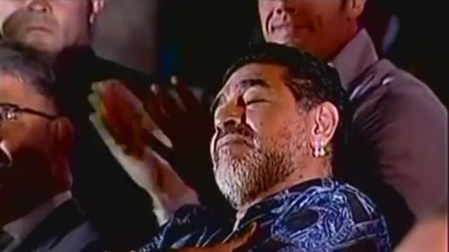​Diego Maradona se duerme durante discurso de Nicolás Maduro (VIDEO)