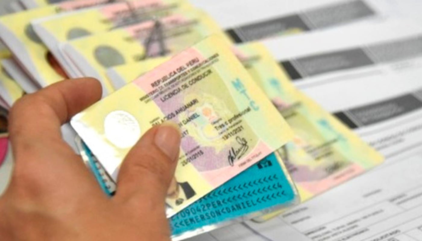 ¿Tu brevete está en regla? Entra AQUÍ y verifica si tu licencia de conducir sigue siendo válida ante el MTC en solo segundos. (Fuente: El Peruano)