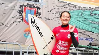 Camila Sanday es la campeona de surf en Punta Balcones