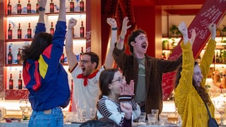 Hinchas españoles se reunieron en restaurantes de San Isidro para ver la final del Mundial 2026 (FOTOS)