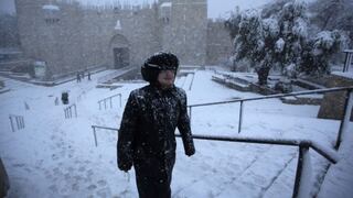 FOTOS: Manto de nieve cubre gran parte de Medio Oriente