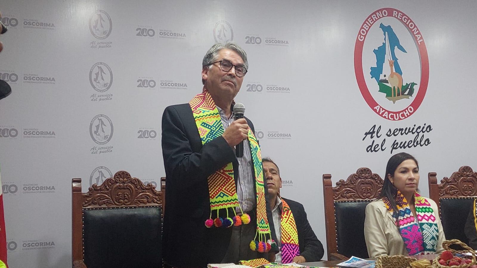 Ernesto Valdez, pidió proyectos agrarios, mejoramiento de su salud, saneamiento básico y promover el turismo por su riqueza cultural.