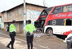Puno: ómnibus se empotra contra una vivienda y muere el chofer en Laraqueri