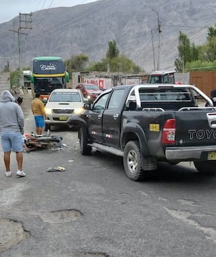Arequipa: un motociclista herido por choque con camioneta en Ocoña (Foto: Camana Go)