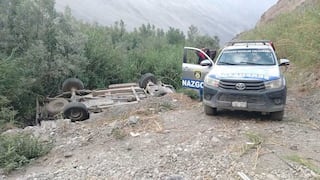 Arequipa: camioneta cae a quebrada en la carretera Ocoña-Secocha y deja heridos