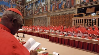 Cardenales de 70 países se reúnen para elegir al papa