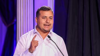 César Guarniz: “Han preferido invertir en aviones y no se ha cerrado la brecha de infraestructura de riego”