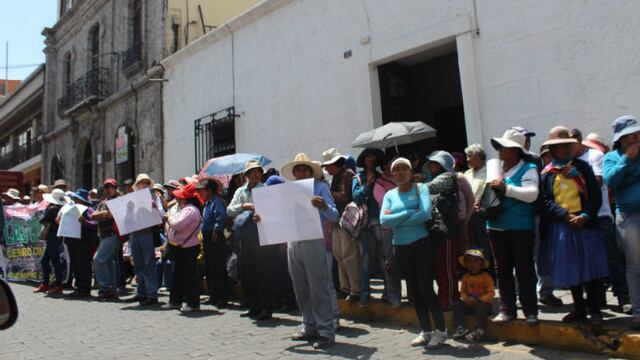 Pobladores antimineros advierten protesta contra Tía María