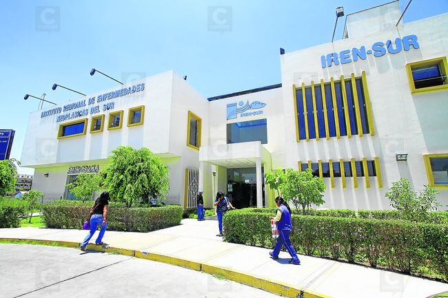 Gobierno Regional Arequipa prometió el mantenimiento de dos camas y la compra de otras dos