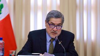 Congresista Bustamante anuncia que Fuerza Popular se aparta del Ejecutivo y de la Mesa Directiva