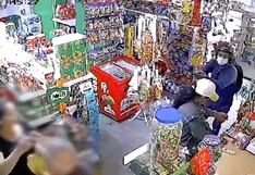 Sujeto secuestra a trabajadora de minimarket tras ingresar a robar en local de Comas