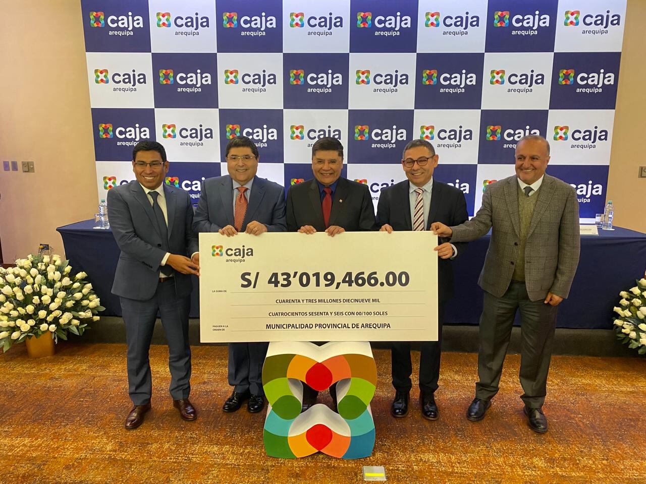 Ceremonia de entrega de utilidades de Caja Arequipa a la Municipalidad Provincial de Arequipa. Foto: GEC.