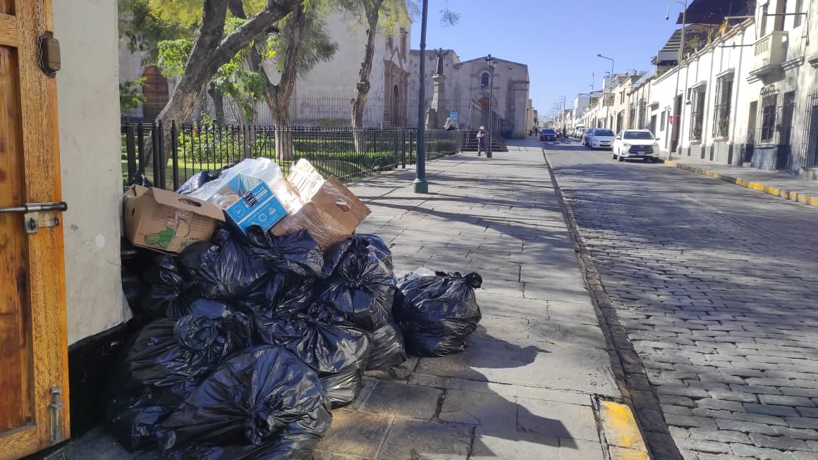 Falta de recojo en el Cercado de Arequipa. Foto: GEC.