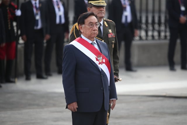 José María Balcázar salió de Palacio de Gobierno rumbo a la Catedral de Lima para participar en la misa y tedeum por Fiestas Patrias.