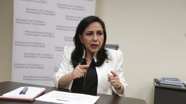 Gloria Montenegro pide que dejen trabajar al ministro de Salud 