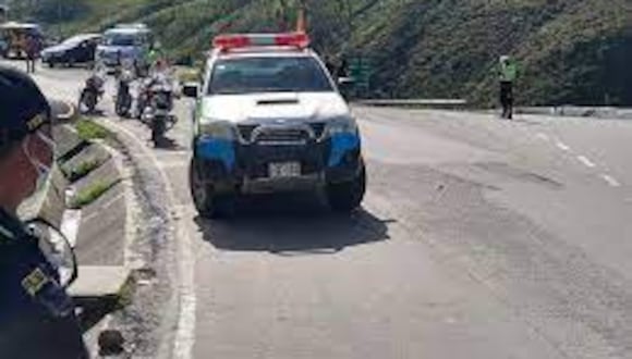 El hecho de sangre ocurrió en el desvio Alto Julgueda, en la provincia de Otuzco. Tres hombres en una molo lineal interceptaron la camioneta en la que viajaba la víctima y su familia.