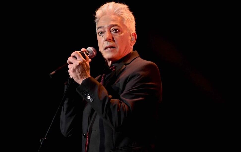 Marcelo Moura, al frente del grupo Virus estará en la tercera edición de “Oxígeno Live Sessions” junto a las bandas Amén, Afrodisiaco y Trémolo. Será este 29 de agosto en el Arena !.